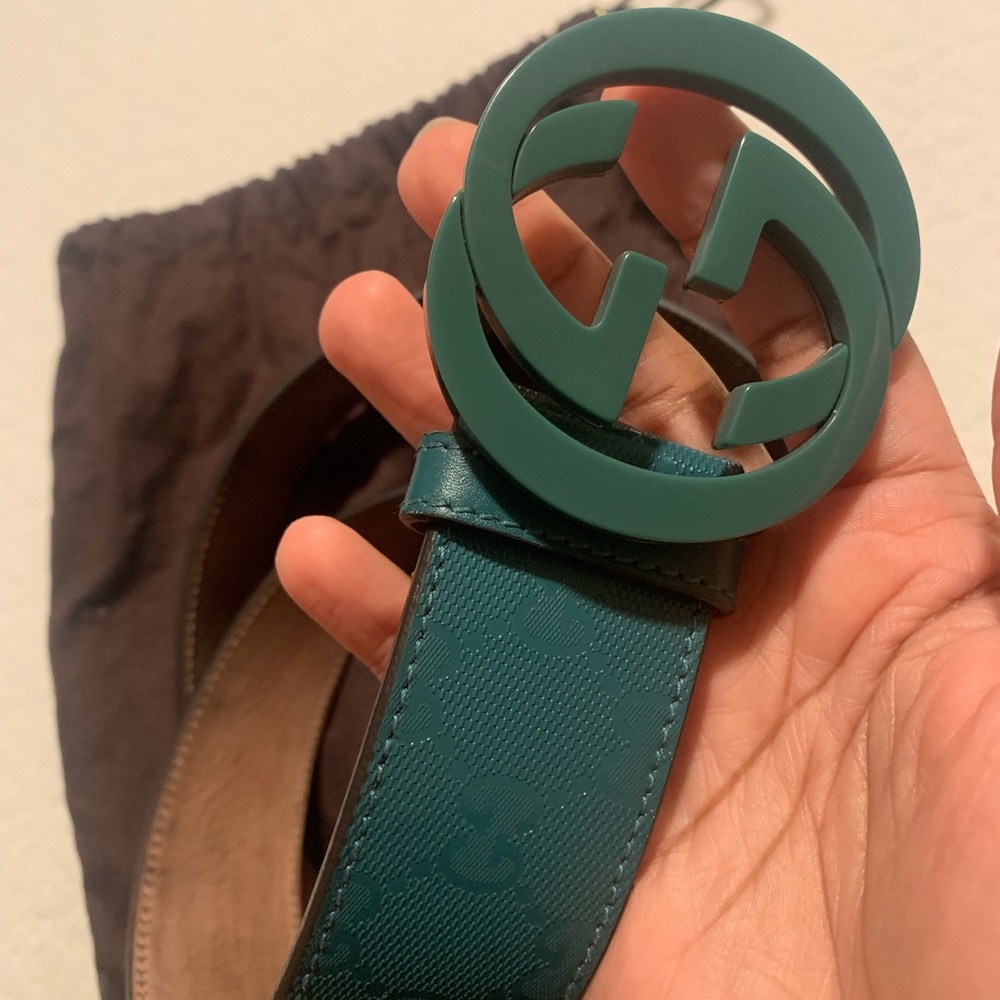 AUTHENTIC Gucci Belt w/ box & dustbag